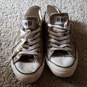 Gold sparkle Converse